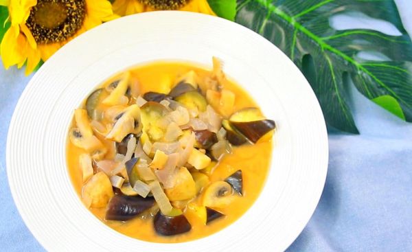 洋葱口蘑煮茄丁