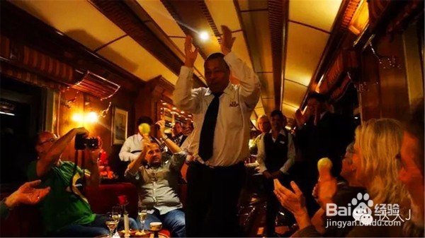 秘鲁最高级的列车堪比法国餐厅？！