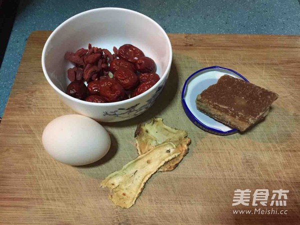 当归红枣鸡蛋汤