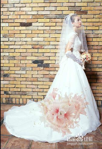 PS--使用抠图工具把花朵贴到白色婚纱上