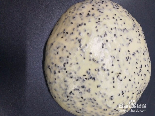 一条压不扁的吐司（养生黑芝麻）的做法