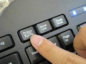 电脑如何截屏---不使用任何工具软件?