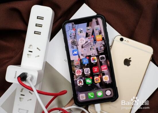 轻便携带超级快速充电倍思30WPPS双口快充充电器