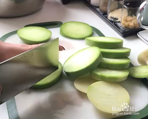 星期美食--萝卜干丁一顿饭吃一个大萝卜