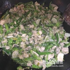 健康养生佳品青椒兔的做法