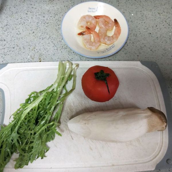 减脂番茄鸡腿菇