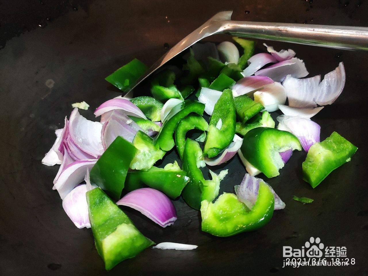 菠萝生炒骨的做法