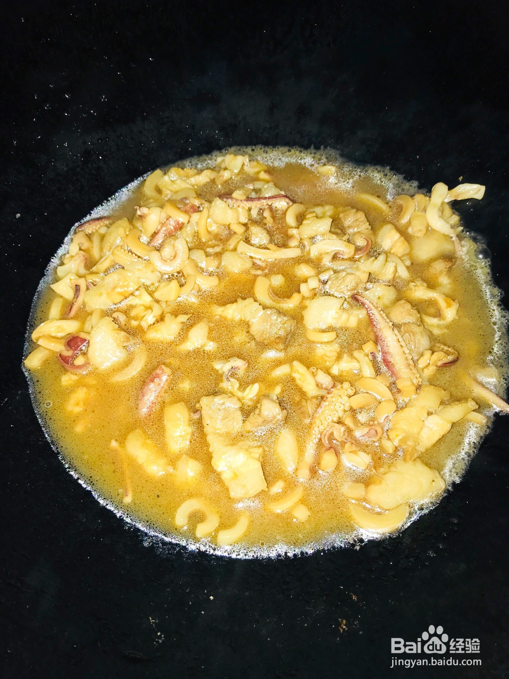自己做五花肉焖鱿鱼干海鲜美食