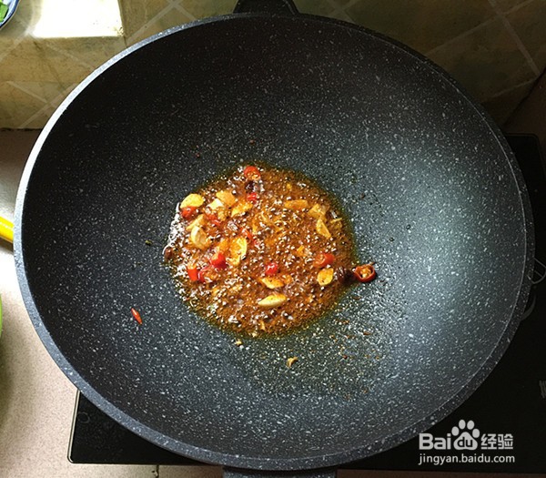 教你做酱爆黄豆芽