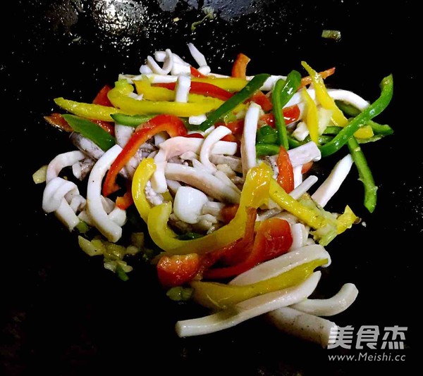 彩椒爆鱿条的做法