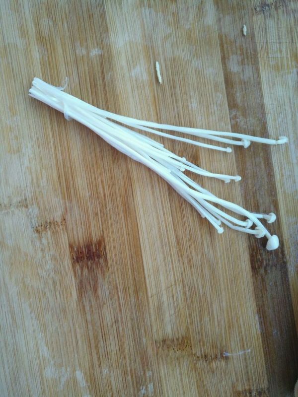豆腐皮卷金针菇