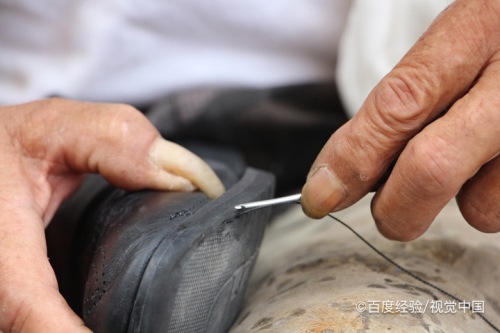 鞋面破了怎么补