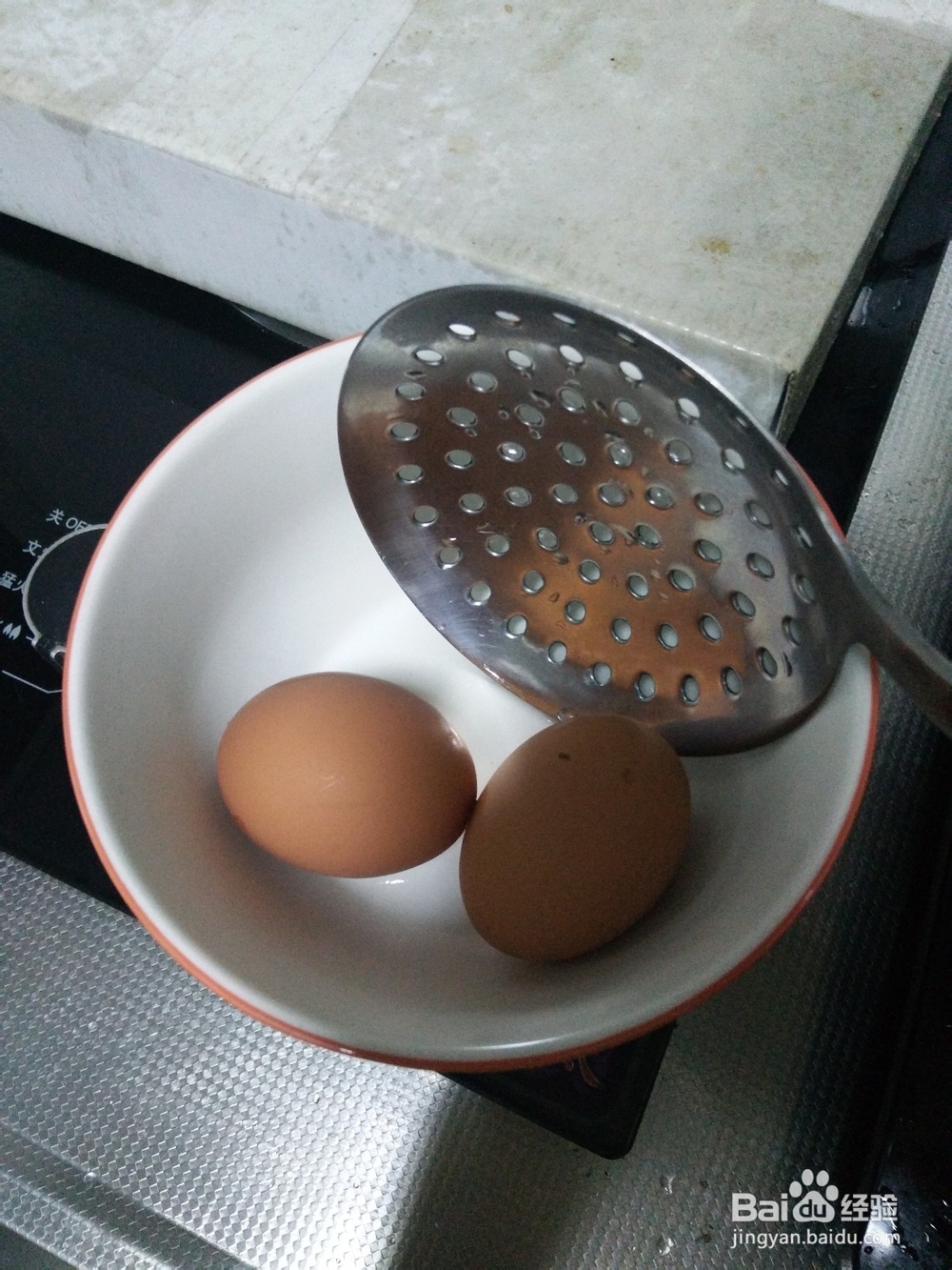 水煮鸡蛋不爆壳不粘壳的技巧