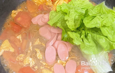 西红柿火腿鸡蛋焖面