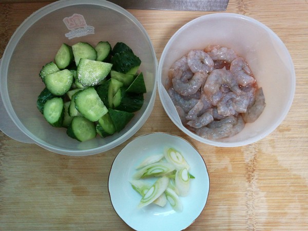 黄瓜炒虾仁的做法