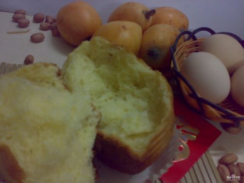 小号巨蛋牛奶面包