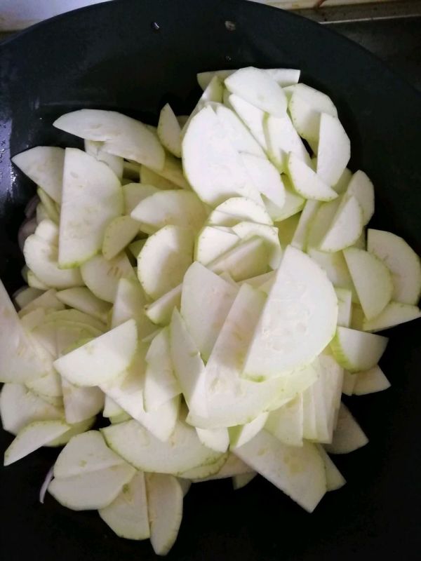 西葫芦炒西红柿