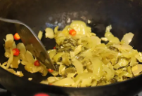 如何做酸菜汤面