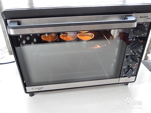 如何制做布丁：樱桃蛋奶布丁