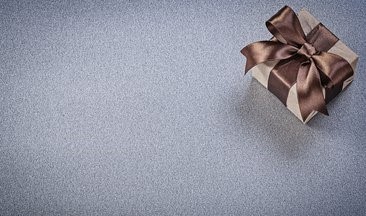 云丝纸如何包装礼物盒