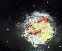 爆炒茶树菇的方法更加好吃