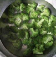 居家小炒西兰花炒黑木耳