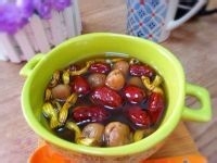 冬季茶饮品菋时光石斛红枣桂圆肉糖水做法