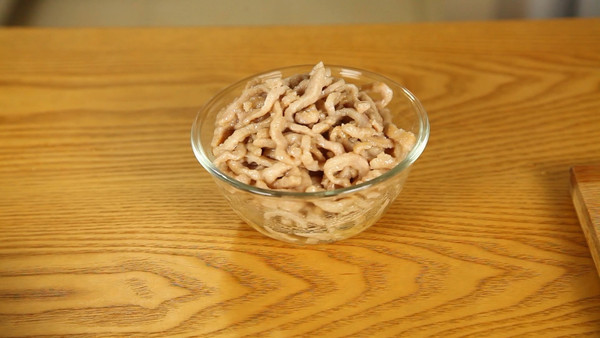 今天就吃这道京酱肉丝