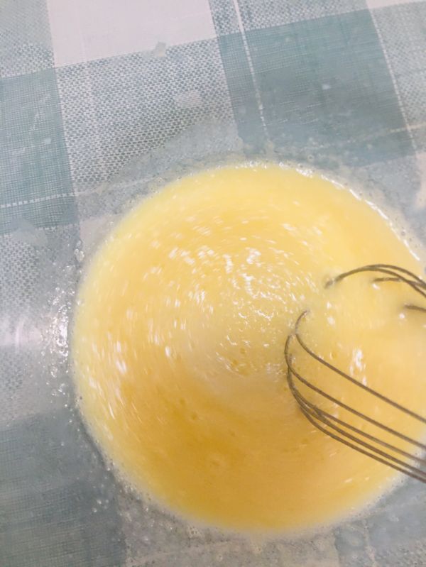 可爱小熊奥利奥雪梅娘