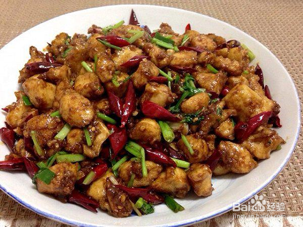 宫保鸡丁正宗做法教程：外酥里嫩，酱香浓郁