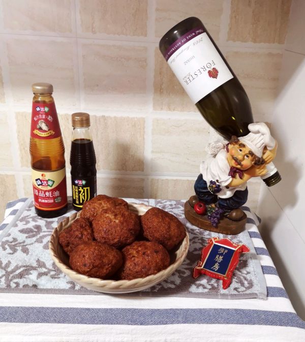 香煎四喜大丸子