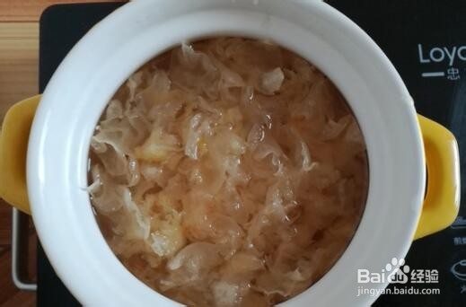 养生银耳红枣羹