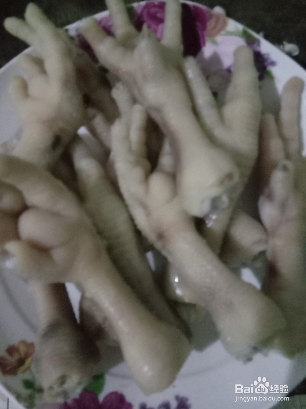 好吃又不贵的酱鸡爪