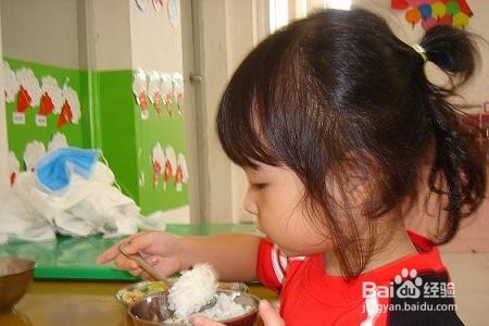 轻松解决宝宝不爱吃饭的难题！