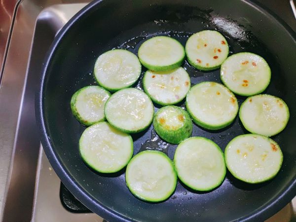 秘制鲜蚝西葫芦