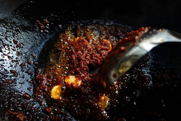 沙茶虾子煨豆腐