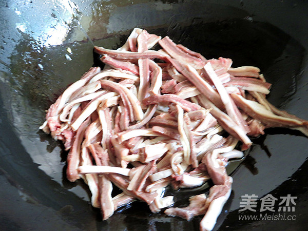 猪肚炒毛豆的做法