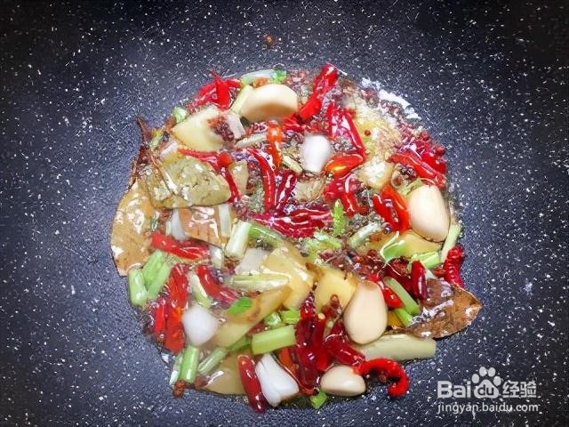 水煮牛肉怎么做？