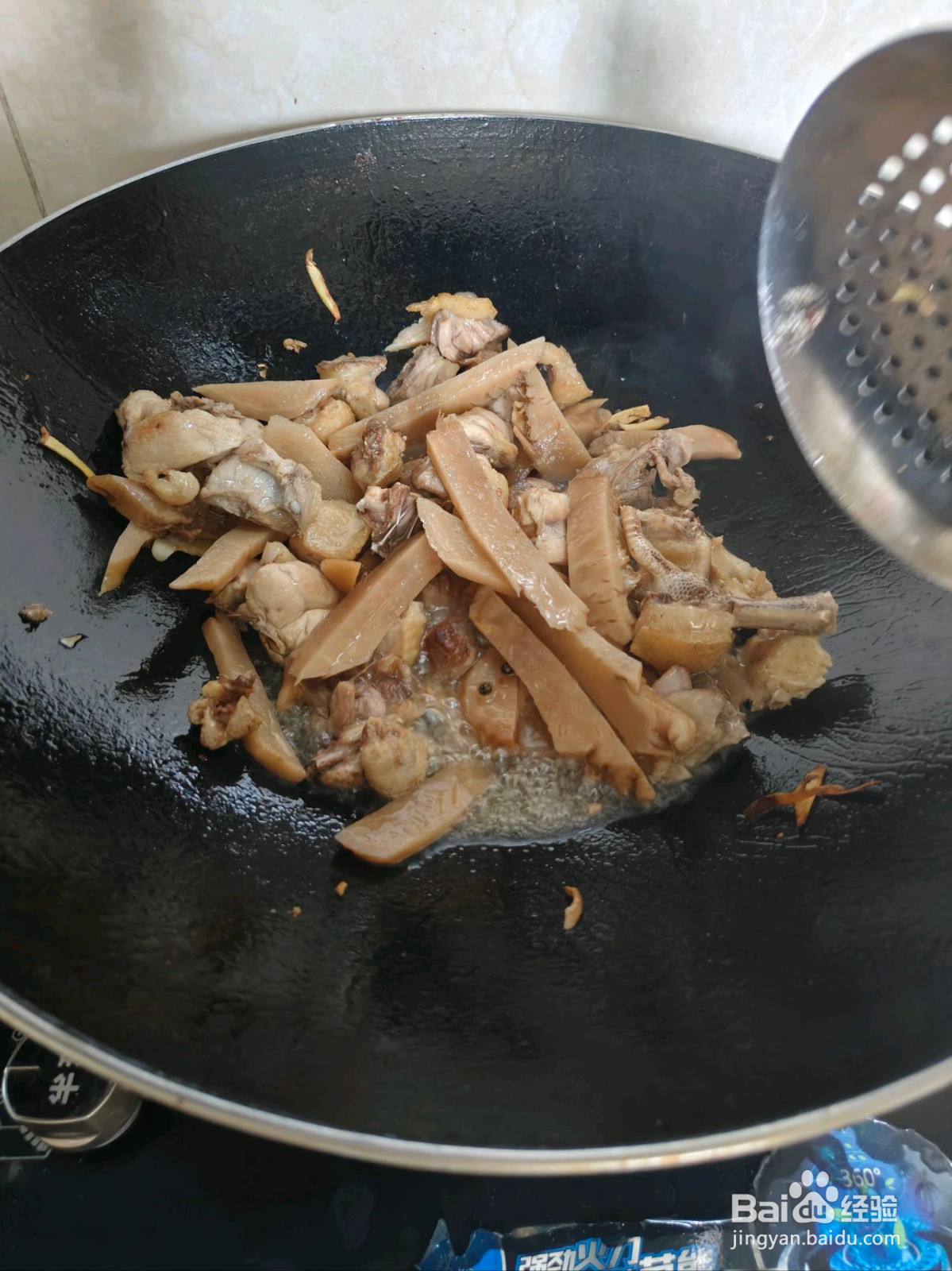 大头菜炖鸡的做法