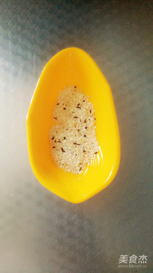 茄汁芝麻小肉丸