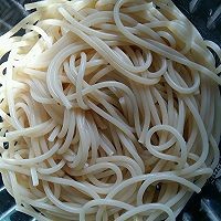 番茄洋葱炒意面