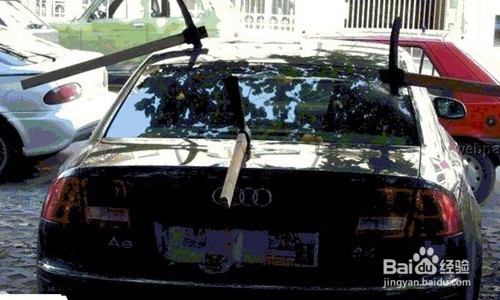 停车不被剐蹭的9个技巧