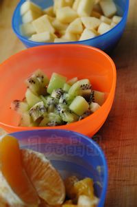 一杯果汁助成长－－成长果冻果汁杯