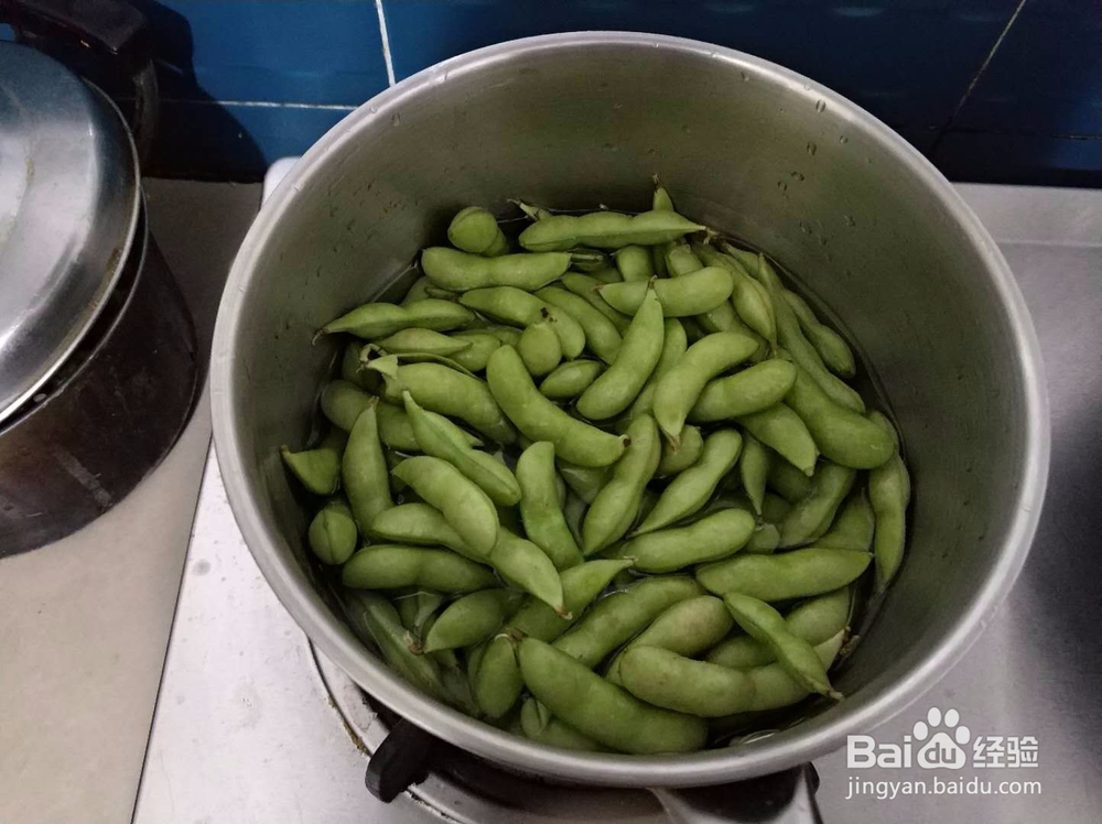 清淡的煮毛豆