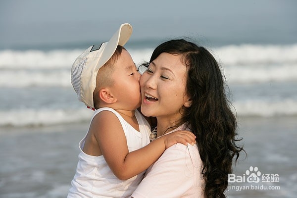 二孩相处 巧妙处理嫉妒心