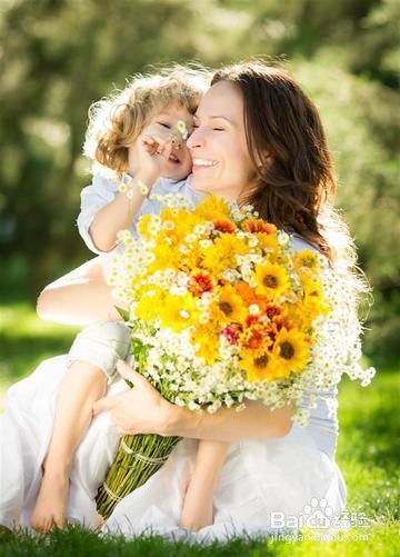 一哭就喂奶？宝宝的这些需求你要懂！