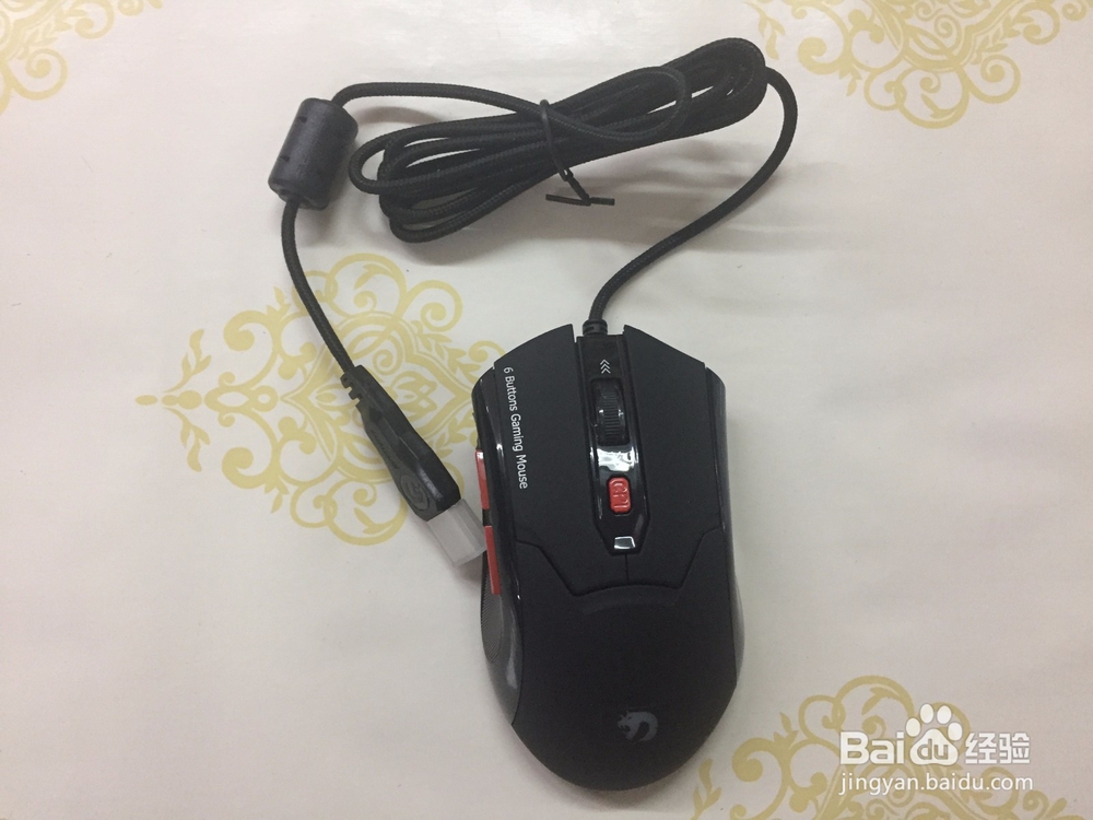 新盟XM-M379虎蛇竞技鼠标开箱晒物