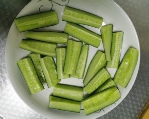 喝粥小菜———酱黄瓜的做法
