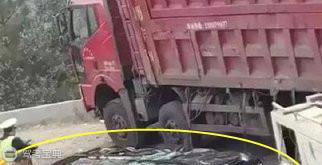 遇到大货车，记住这5条能保命！