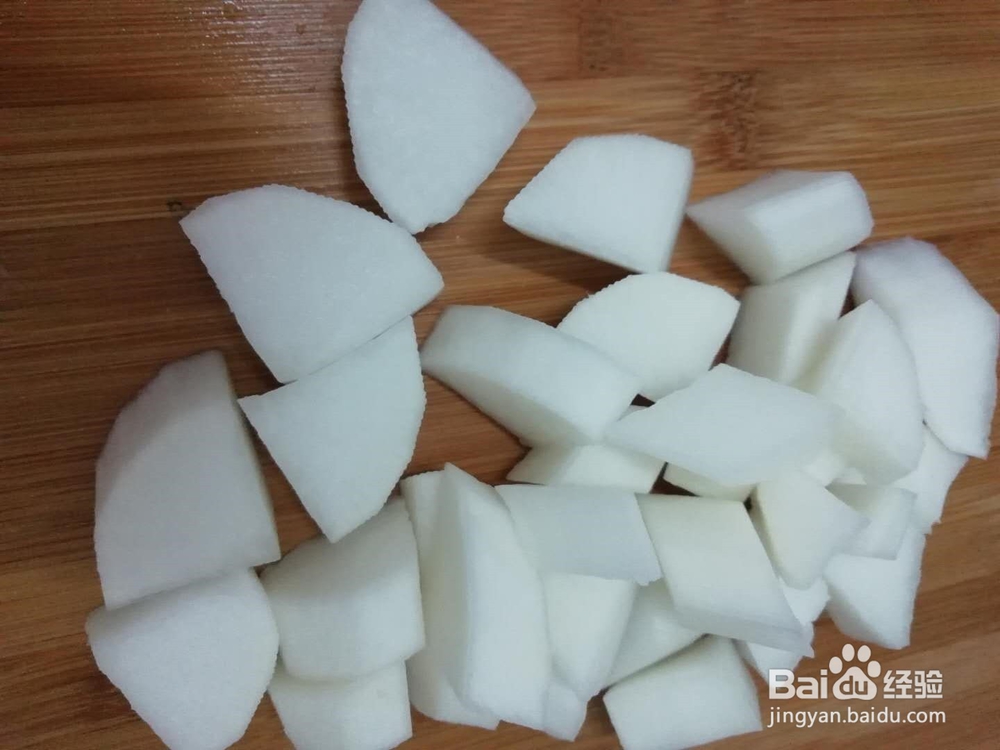 龙骨白萝卜汤--非常适合夏季食用的猪骨汤